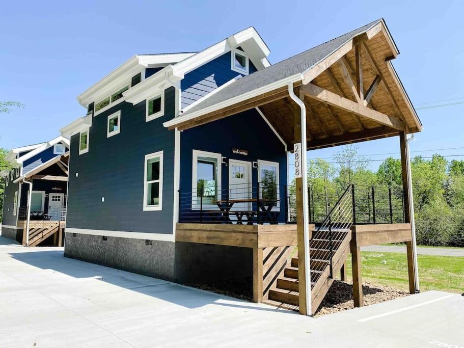 Апартаменти Cozy Smoky Mountain Tiny House Піджен-Фордж Екстер'єр фото