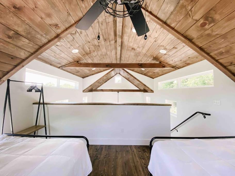 Апартаменти Cozy Smoky Mountain Tiny House Піджен-Фордж Екстер'єр фото